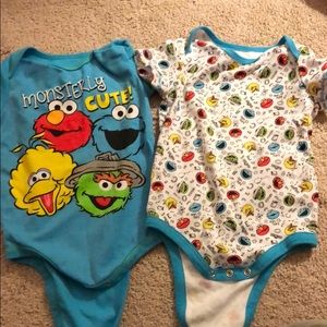 (2) Sesame Street onesies - Elmo, Cookie Monster